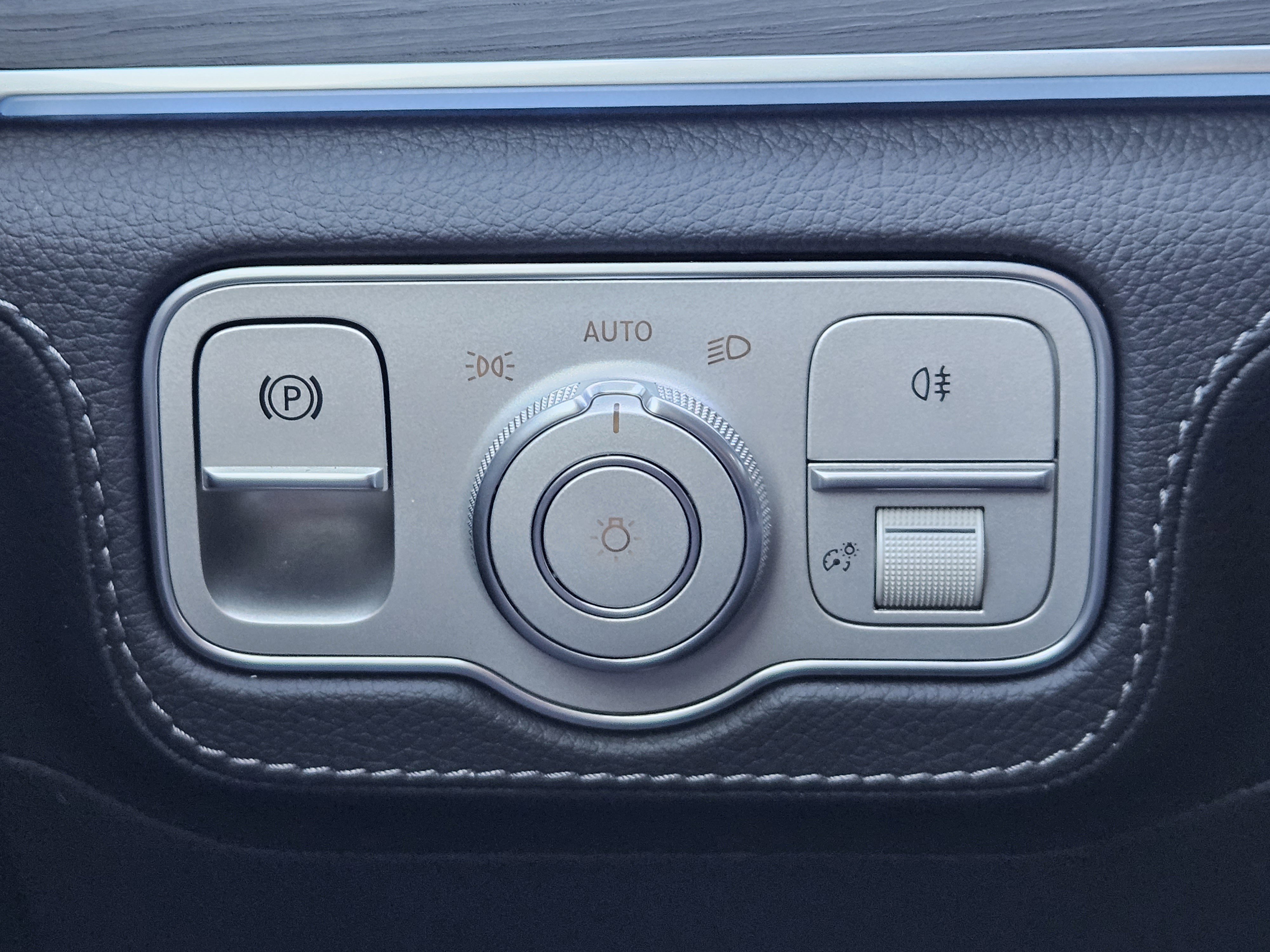 Certified 2025 Mercedes-Benz GLE 450 GLE 450 image 23