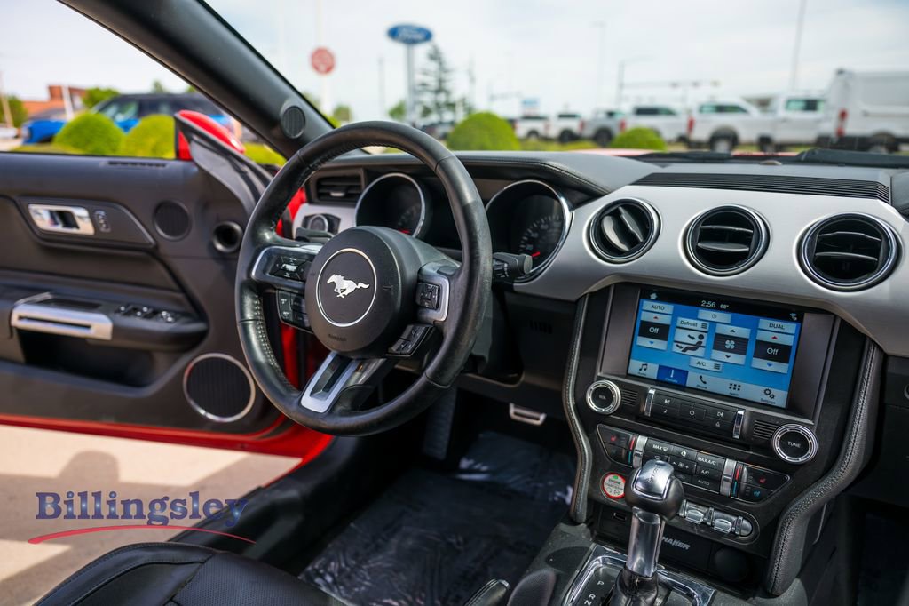 Used 2016 Ford Mustang Premium image 14