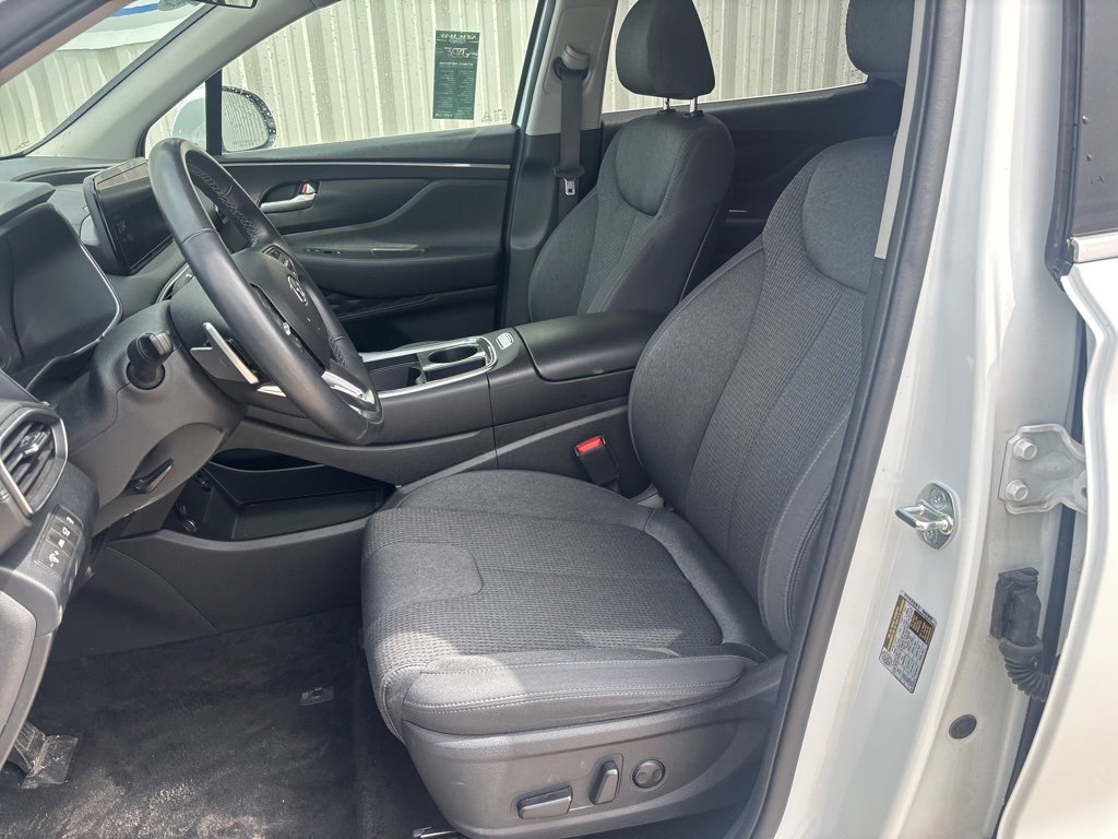 Used 2023 Hyundai Santa Fe SEL image 9