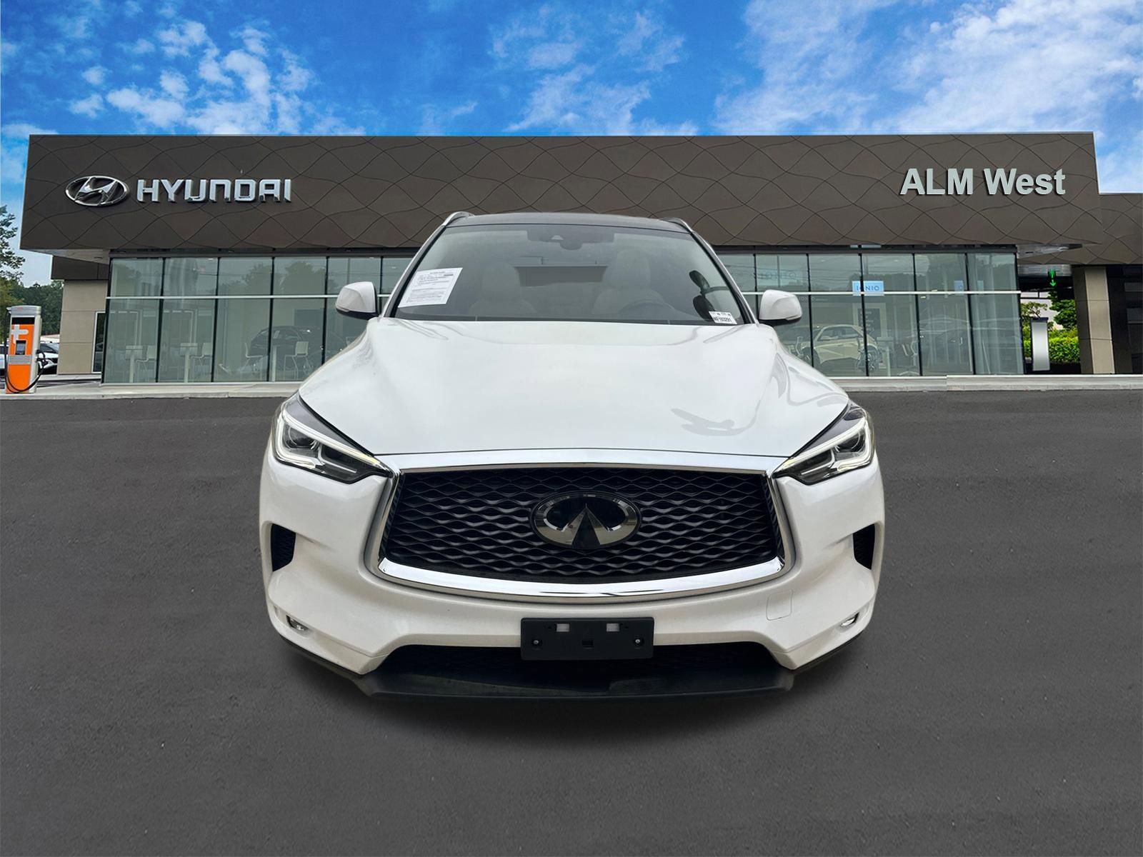 Used 2021 INFINITI QX50 Luxe w/ Cargo Package FWD video 2