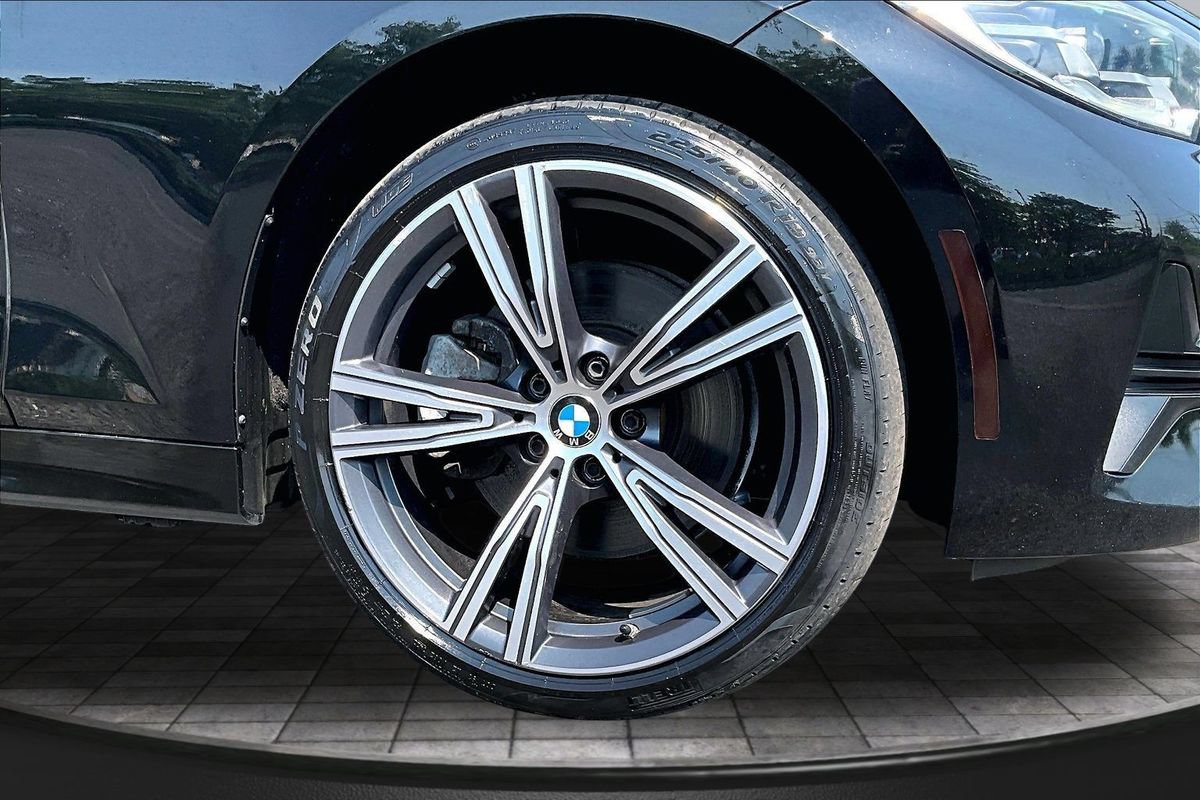 Used 2020 BMW 330i xDrive Sedan w/ Convenience Package AWD/4WD image 38