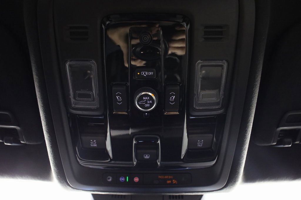 Used 2025 Cadillac Escalade V w/ LPO, Floor Liner Package image 39