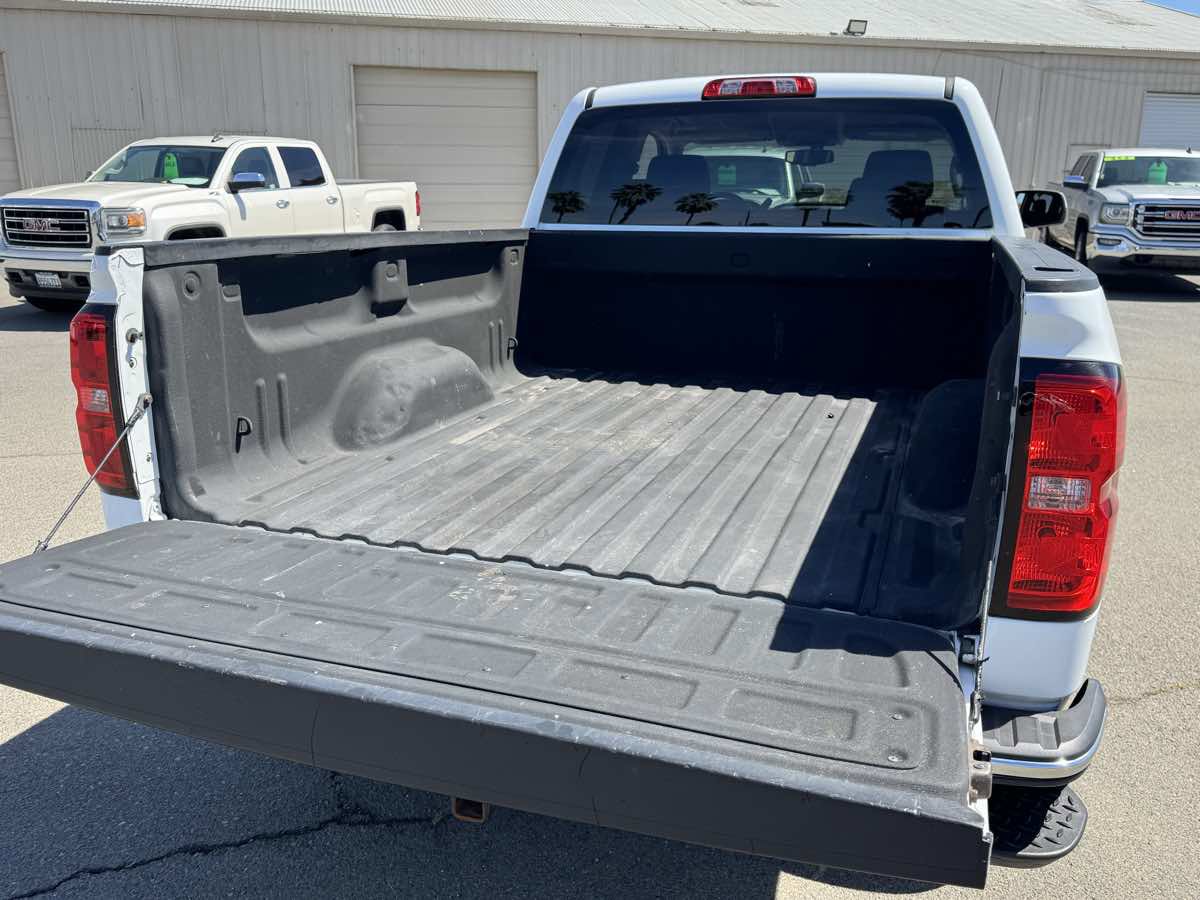 Used 2017 Chevrolet Silverado 1500 LT w/ All Star Edition AWD/4WD image 10