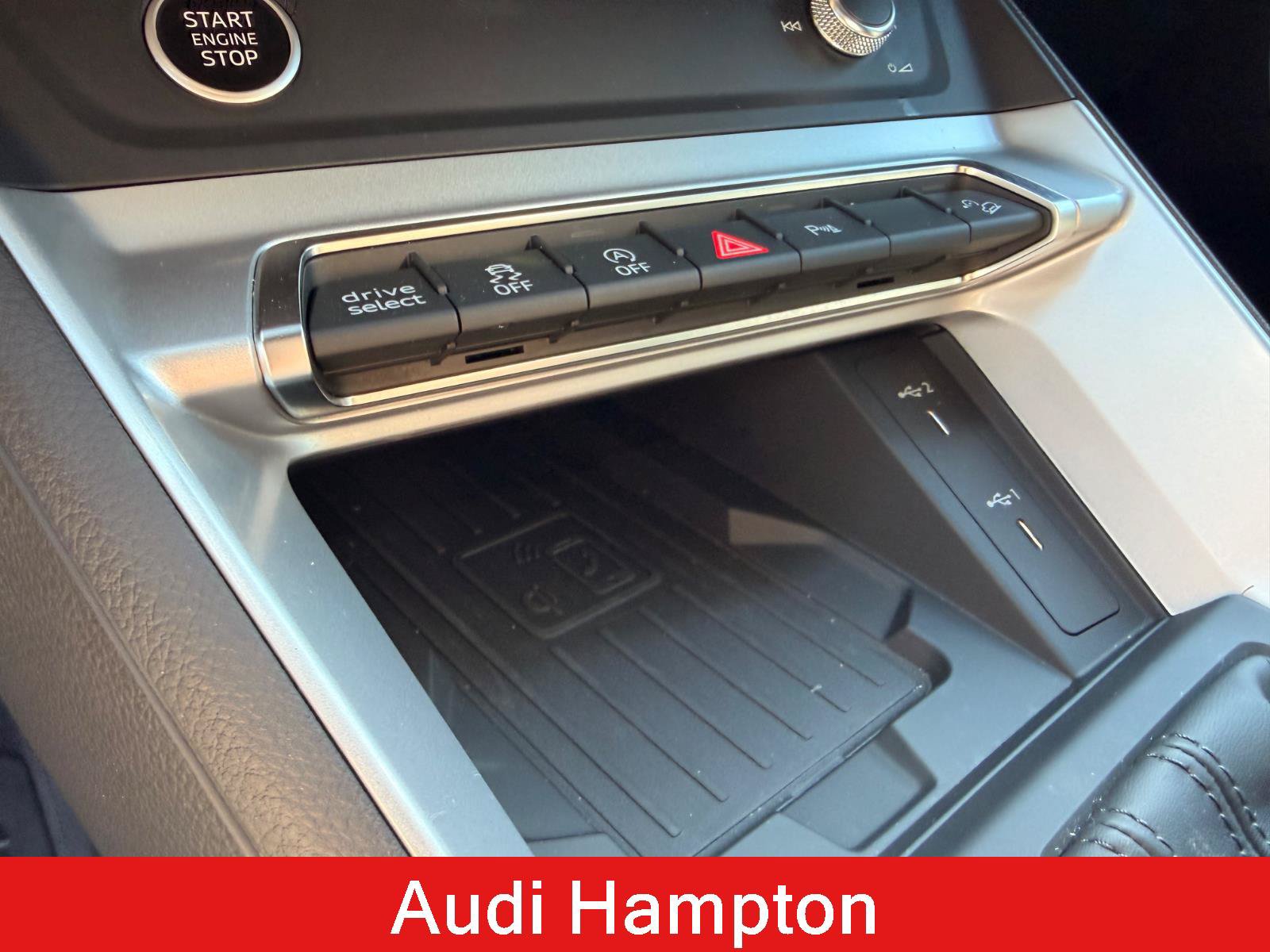 Used 2025 Audi Q3 2.0T Premium w/ Convenience Package AWD/4WD image 17