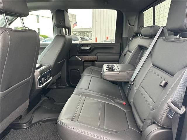 Certified 2022 GMC Sierra 2500 Denali w/ Denali Ultimate Package AWD/4WD image 21