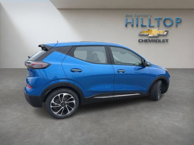 Used 2022 Chevrolet Bolt EUV Premier w/ Sun & Sound Package image 5