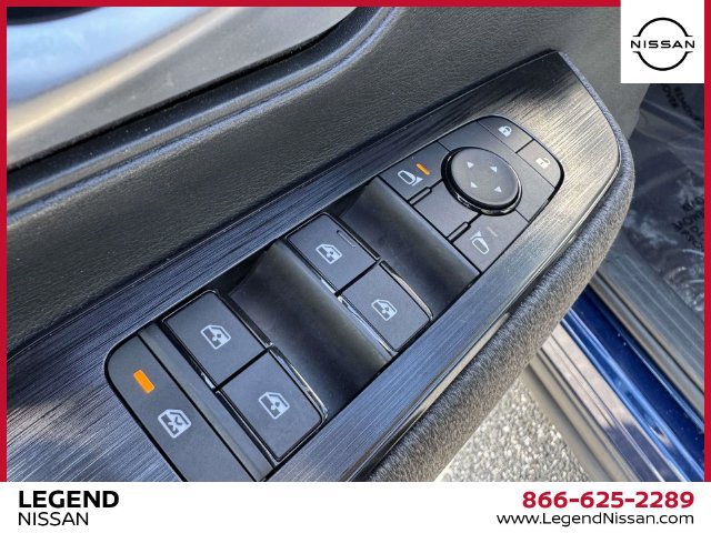 Certified 2025 Nissan Kicks SV AWD/4WD image 17