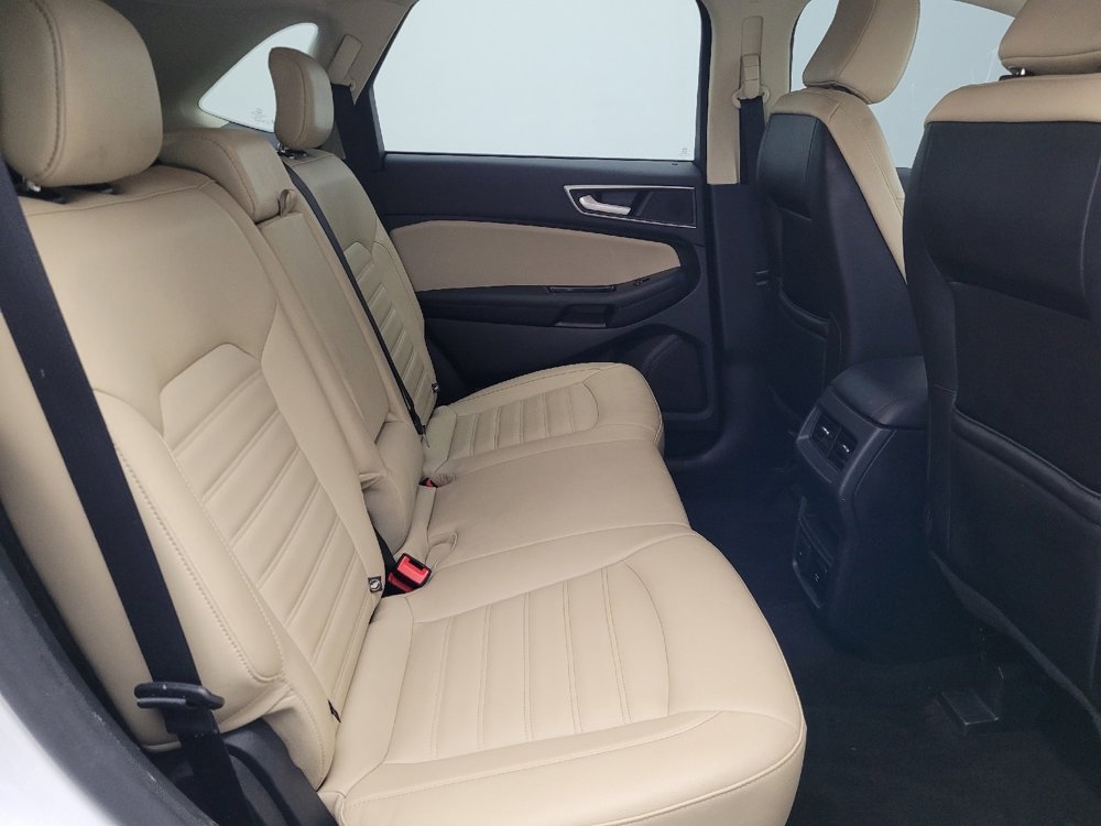 Used 2020 Ford Edge SEL w/ Convenience Package FWD image 19