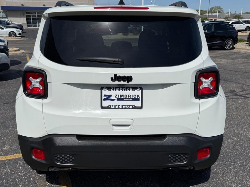 Used 2019 Jeep Renegade Altitude w/ Quick Order Package 2XM FWD image 4