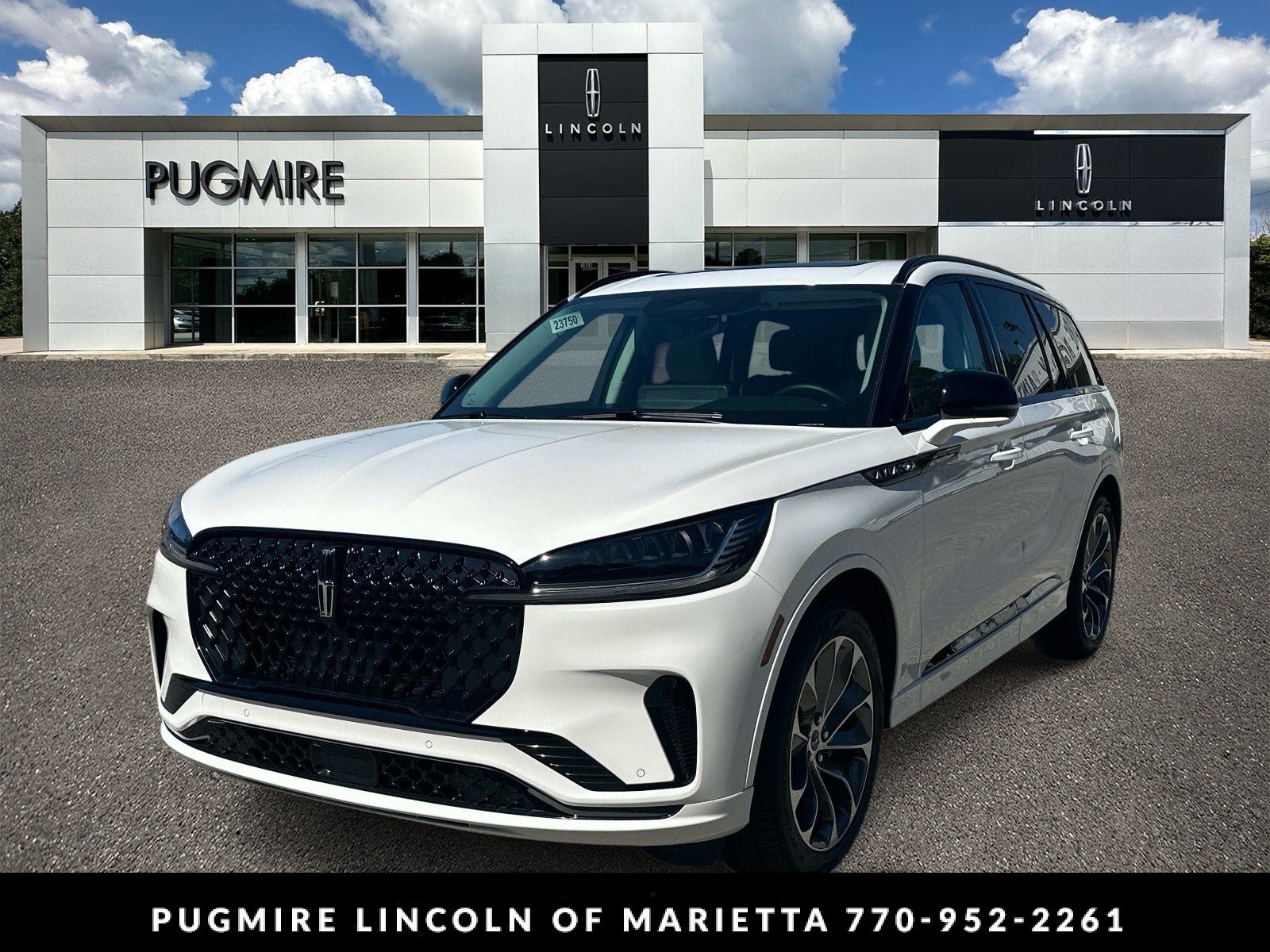New 2026 Lincoln Aviator 2WD w/ Jet Appearance Package image 3