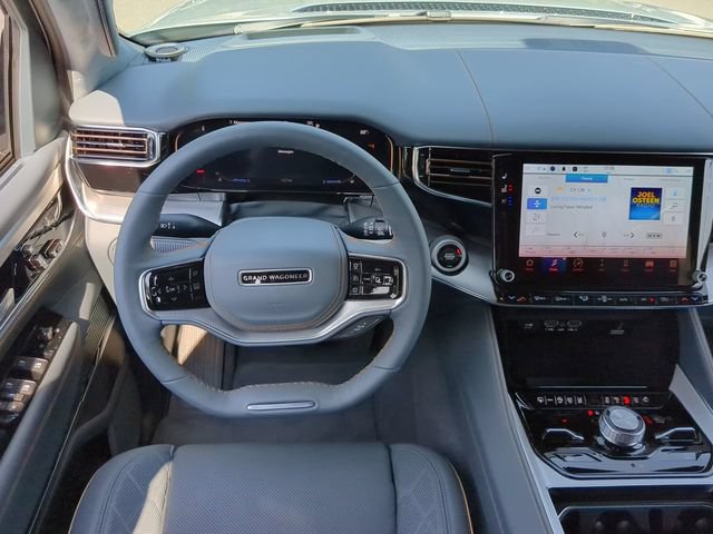New 2023 Jeep Grand Wagoneer Series III AWD/4WD image 17