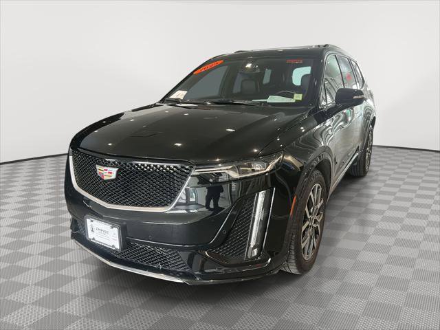 Used 2023 Cadillac XT6 Sport image 3
