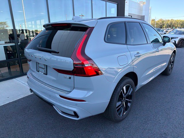 New 2027 Volvo XC60 B5 Core AWD/4WD image 3