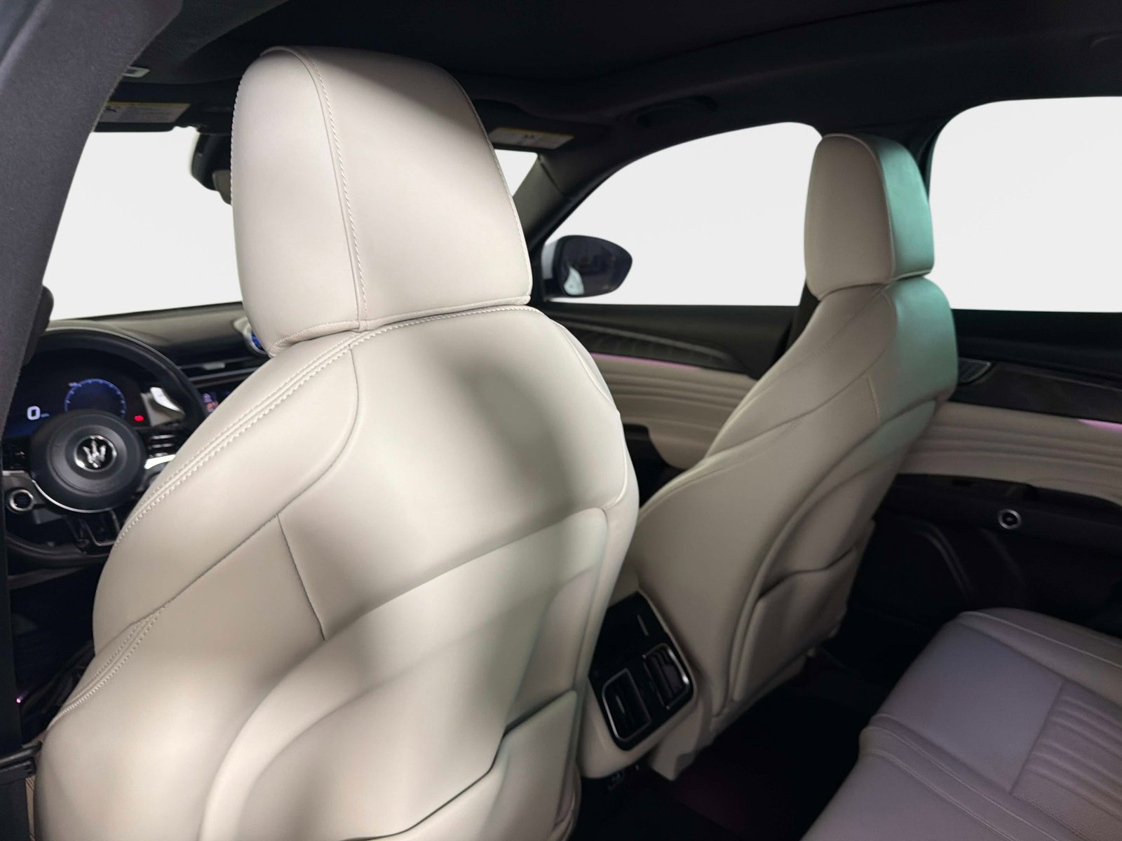 Used 2023 Maserati Grecale Modena image 35