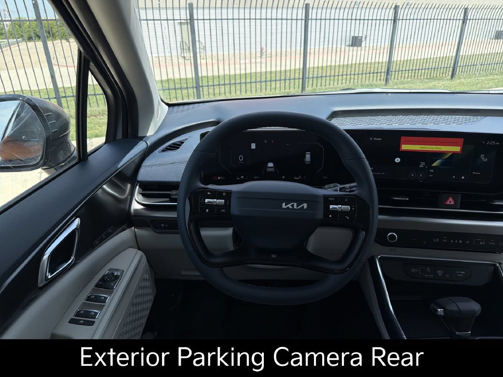 New 2027 Kia Carnival SX w/ Dark Edition Package FWD image 13