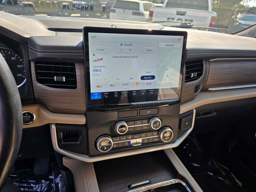 Used 2022 Ford Expedition Limited image 23