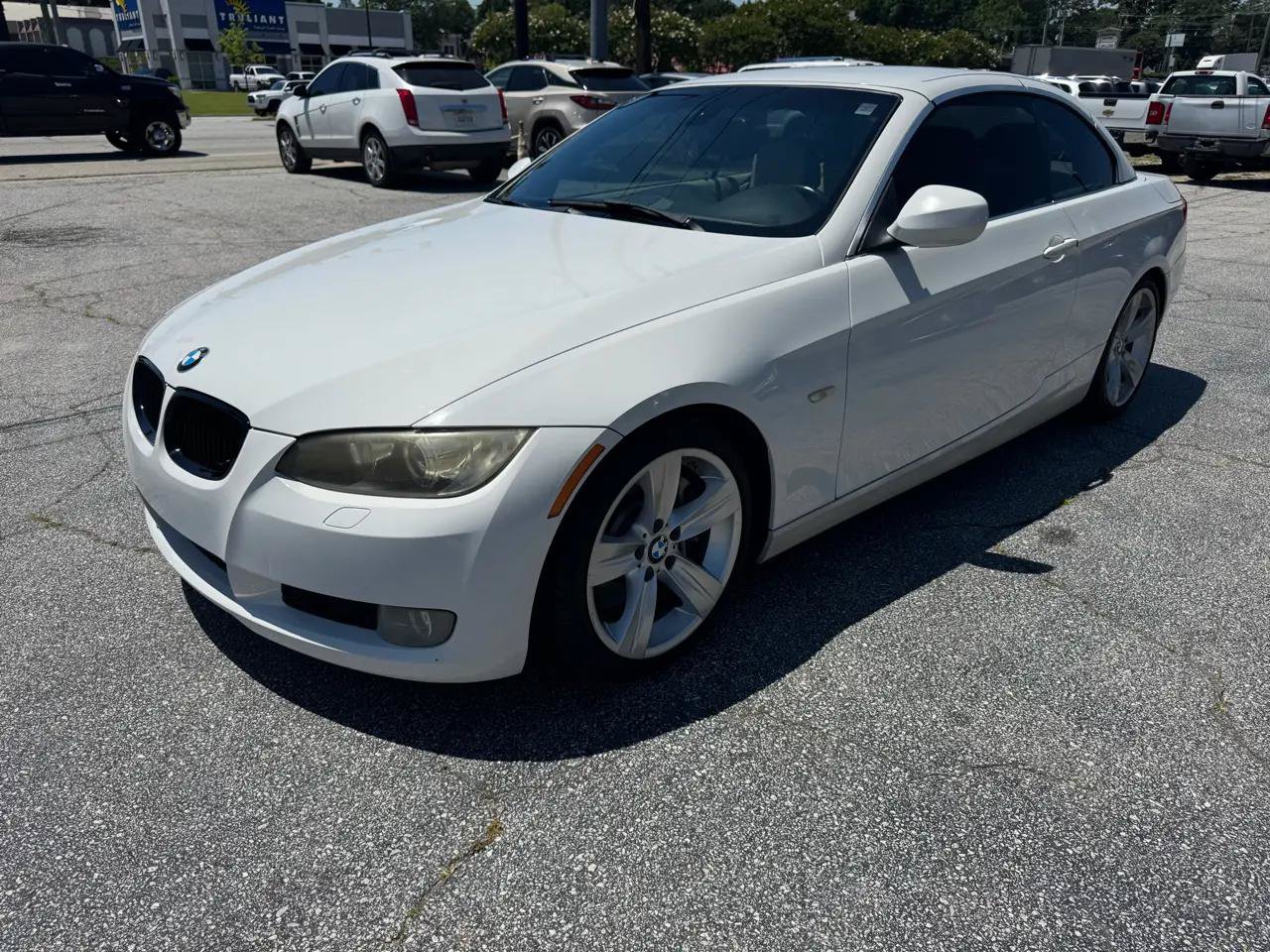 Used 2010 BMW 335i Convertible RWD image 4