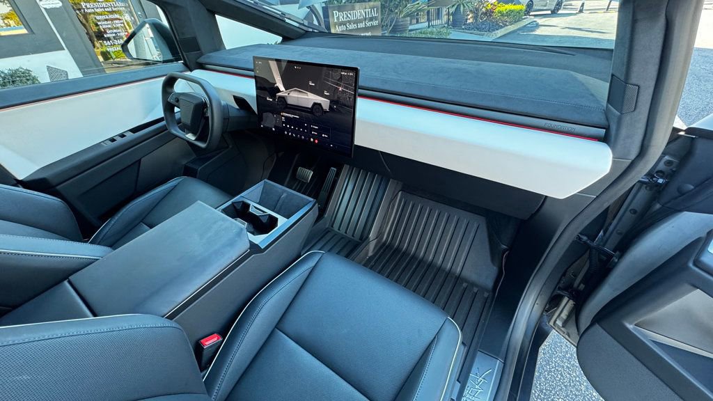 Used 2024 Tesla Cybertruck Cyberbeast image 21
