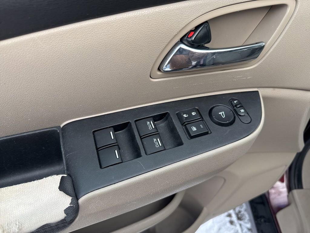 Used 2015 Honda Odyssey LX image 17