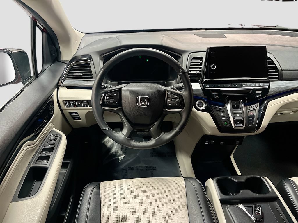 Used 2025 Honda Odyssey Elite image 24