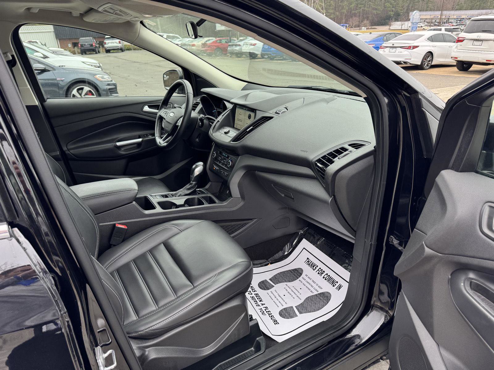 Used 2019 Ford Escape SEL image 16