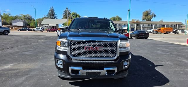 Used 2015 GMC Sierra 3500 Denali w/ Duramax Plus Package image 2