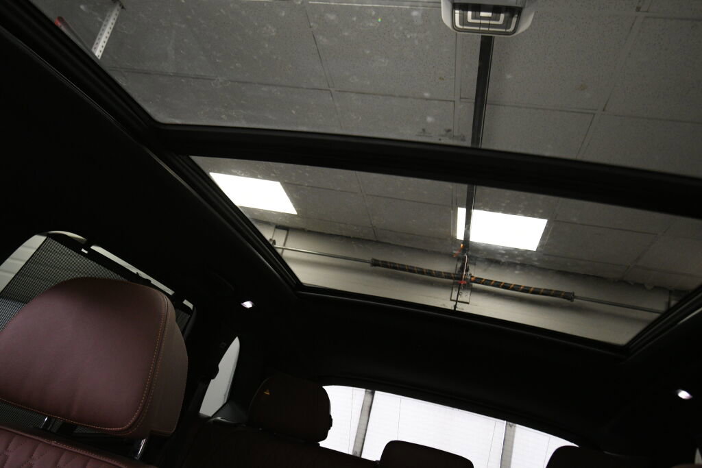 Used 2020 BMW X5 xDrive40i w/ Premium Package image 21