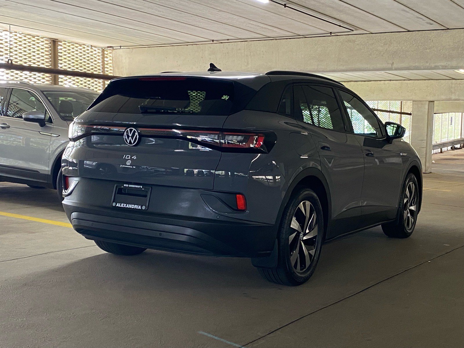 Used 2023 Volkswagen ID.4 Pro RWD image 2