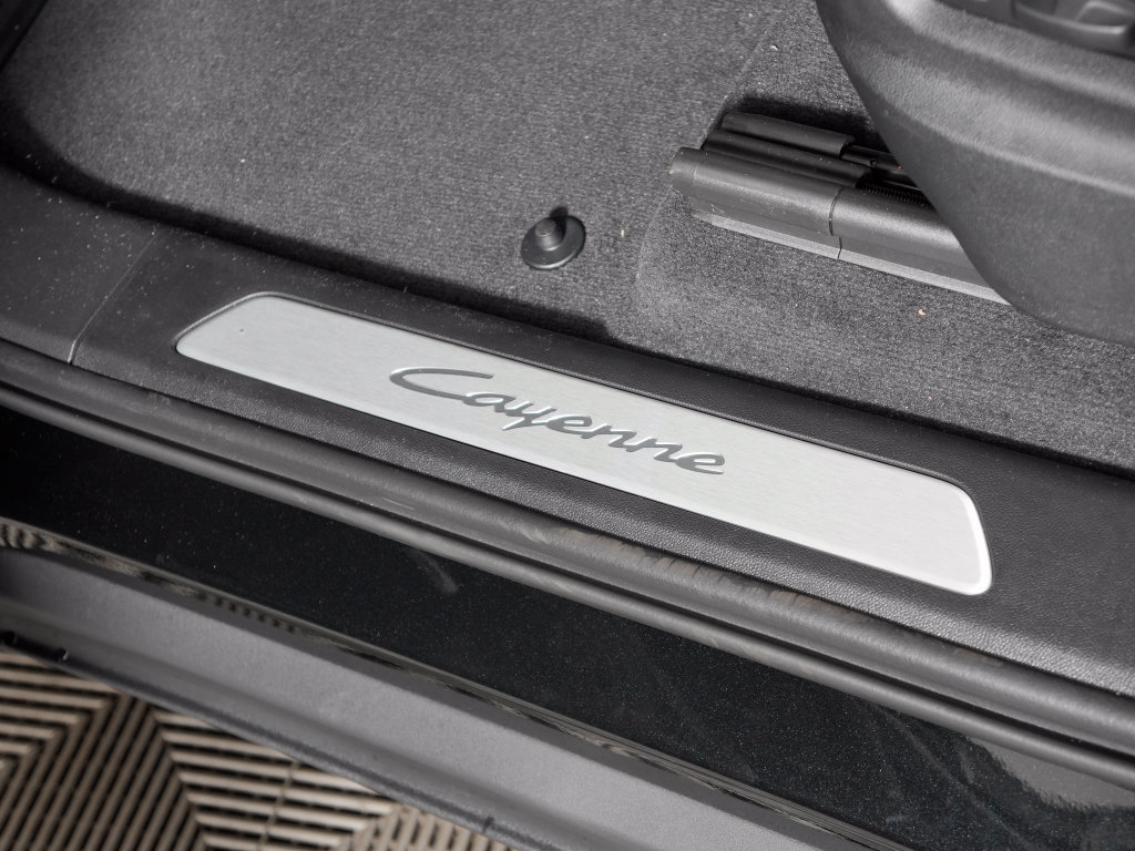 New 2026 Porsche Cayenne AWD/4WD image 18
