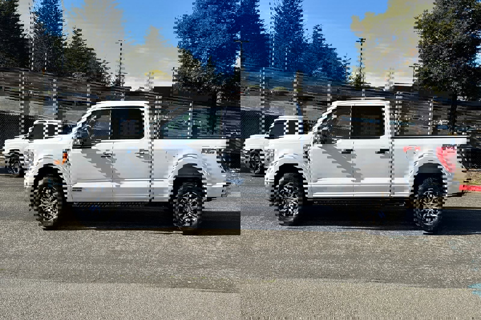 Used 2021 Ford F150 XLT w/ Equipment Group 301A Mid image 7