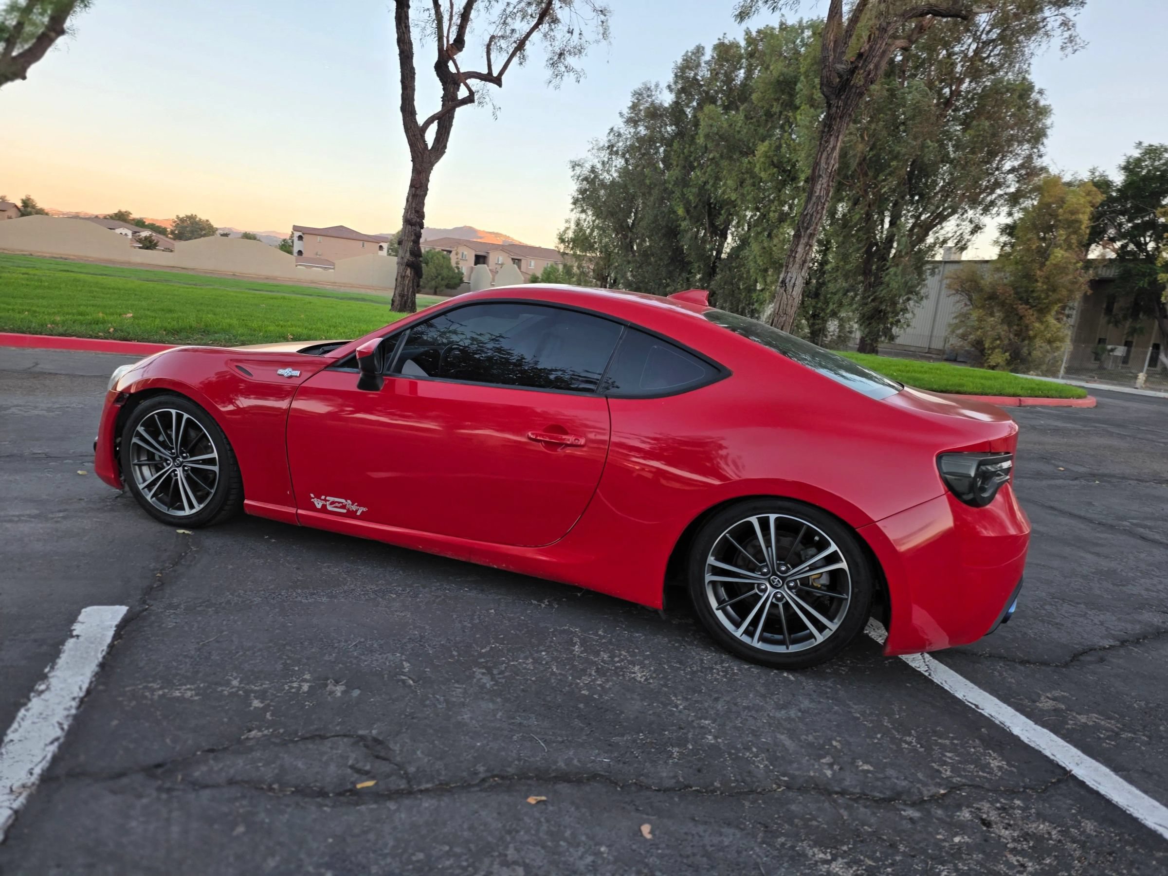 Used 2016 Scion FR-S RWD image 32