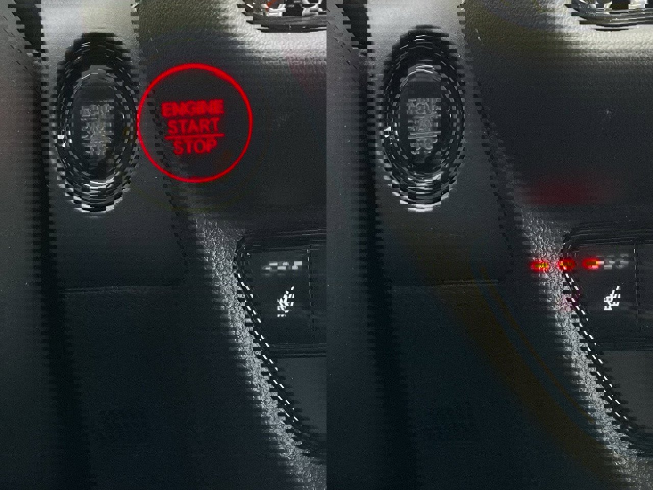 Used 2025 Honda HR-V Sport image 38