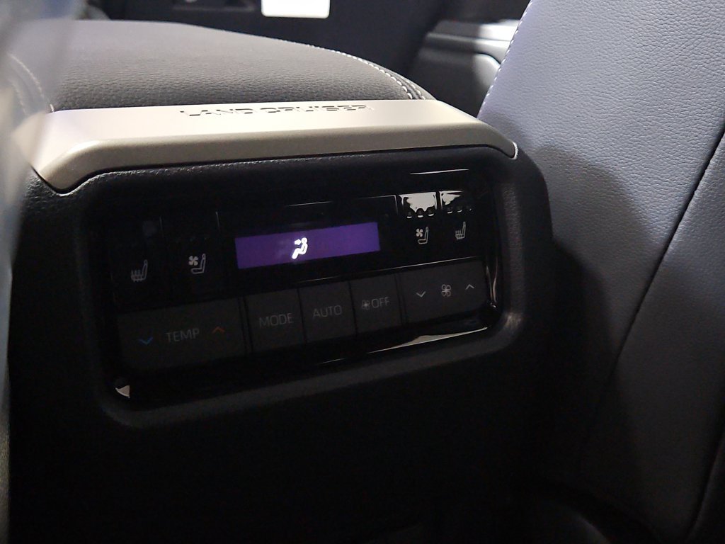 New 2027 Toyota Land Cruiser AWD/4WD image 32