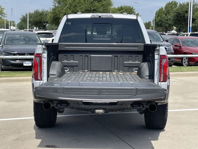 Used 2025 Ford F150 Raptor AWD/4WD image 32