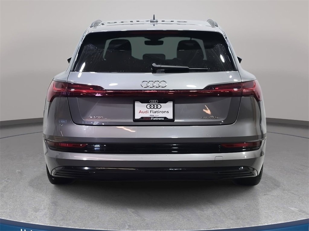 Used 2021 Audi e-tron Premium Plus w/ Premium Plus Package image 7