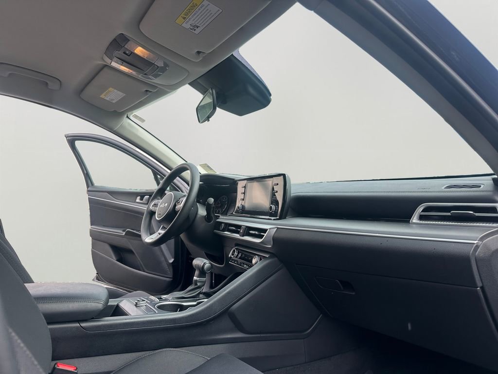 Used 2024 Kia K5 LXS FWD image 11