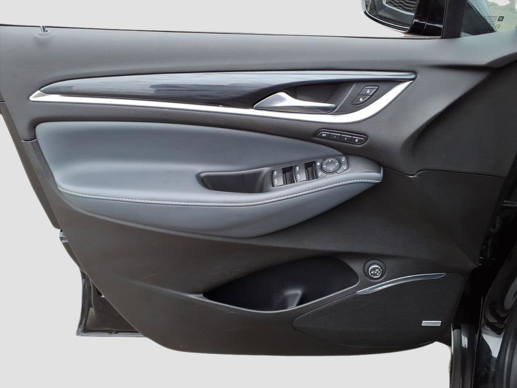 Used 2021 Buick Enclave Premium w/ Sun and Sites Package image 16