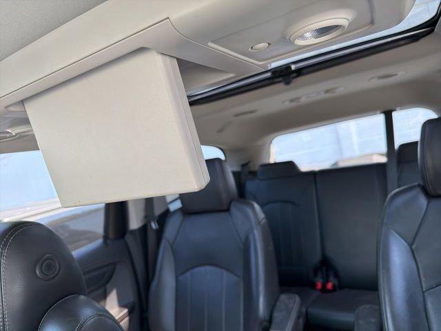 Used 2017 Chevrolet Traverse Premier AWD/4WD image 6