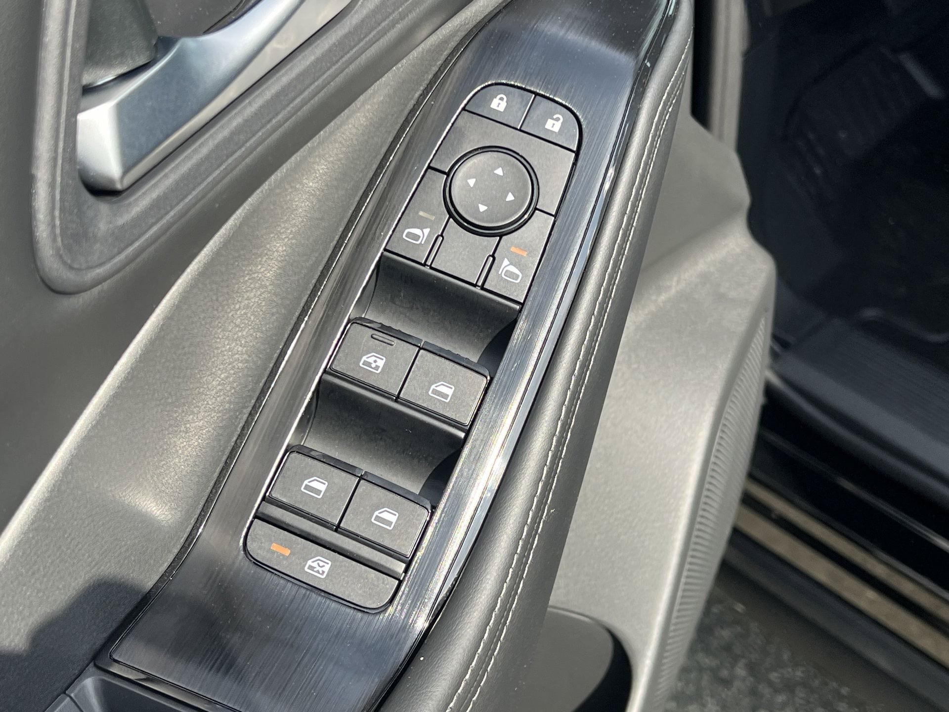 New 2026 Nissan Rogue SV w/ Cold Weather Package FWD image 14
