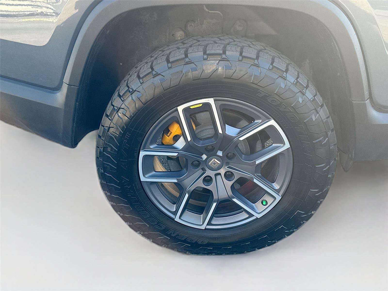 Used 2022 Rivian R1T Launch Edition image 38