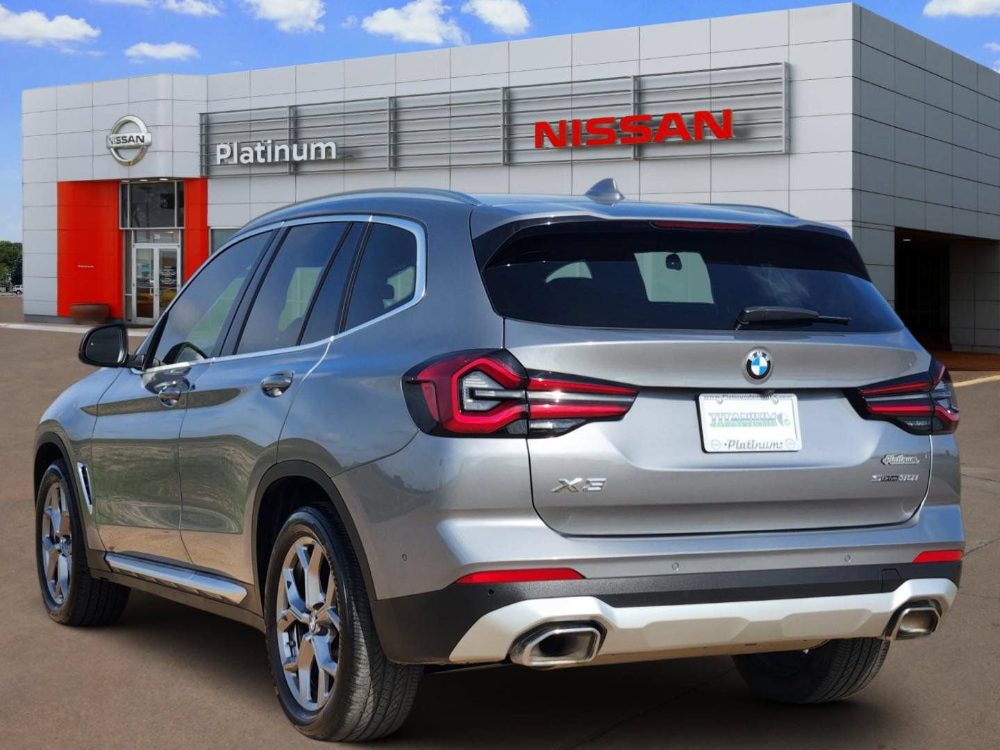 Used 2024 BMW X3 sDrive30i w/ Premium Package RWD image 5