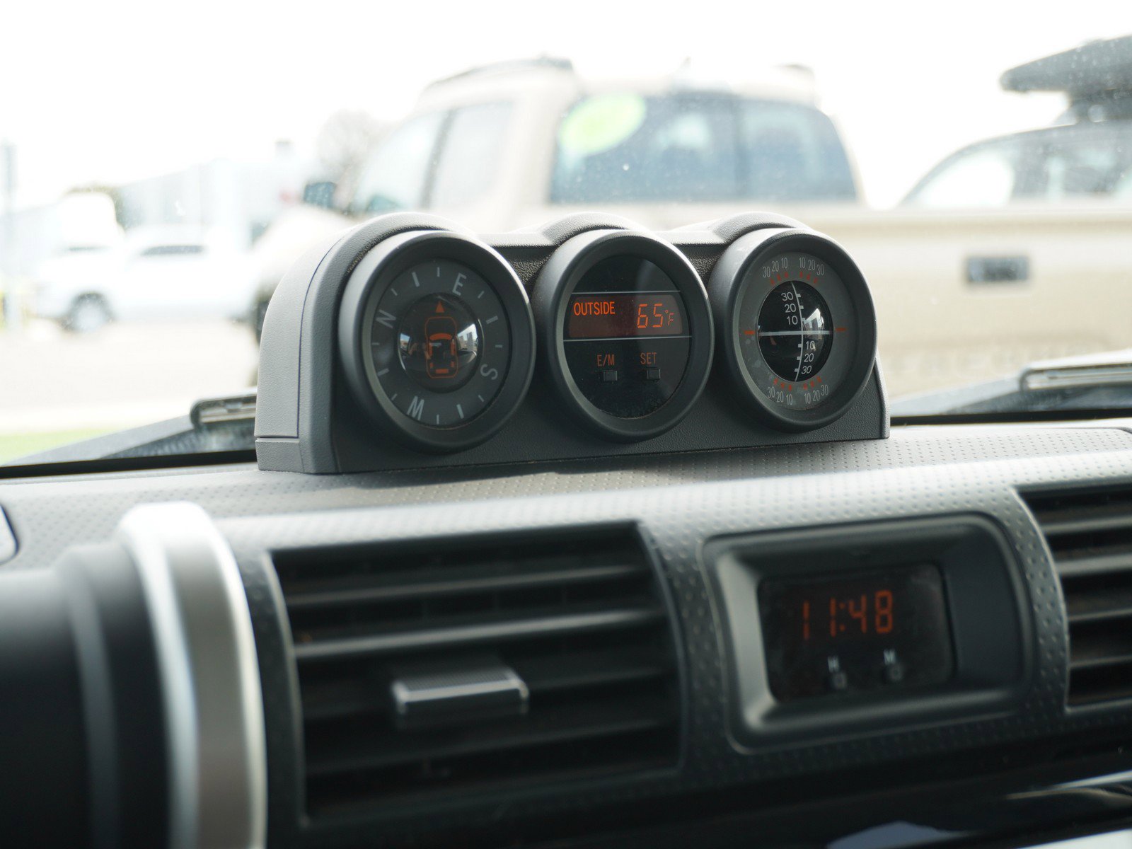 Used 2011 Toyota FJ Cruiser 4WD image 25