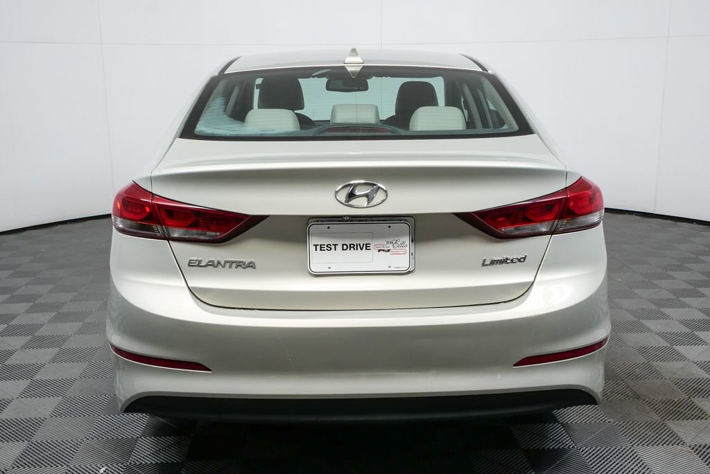 Used 2017 Hyundai Elantra Limited image 6
