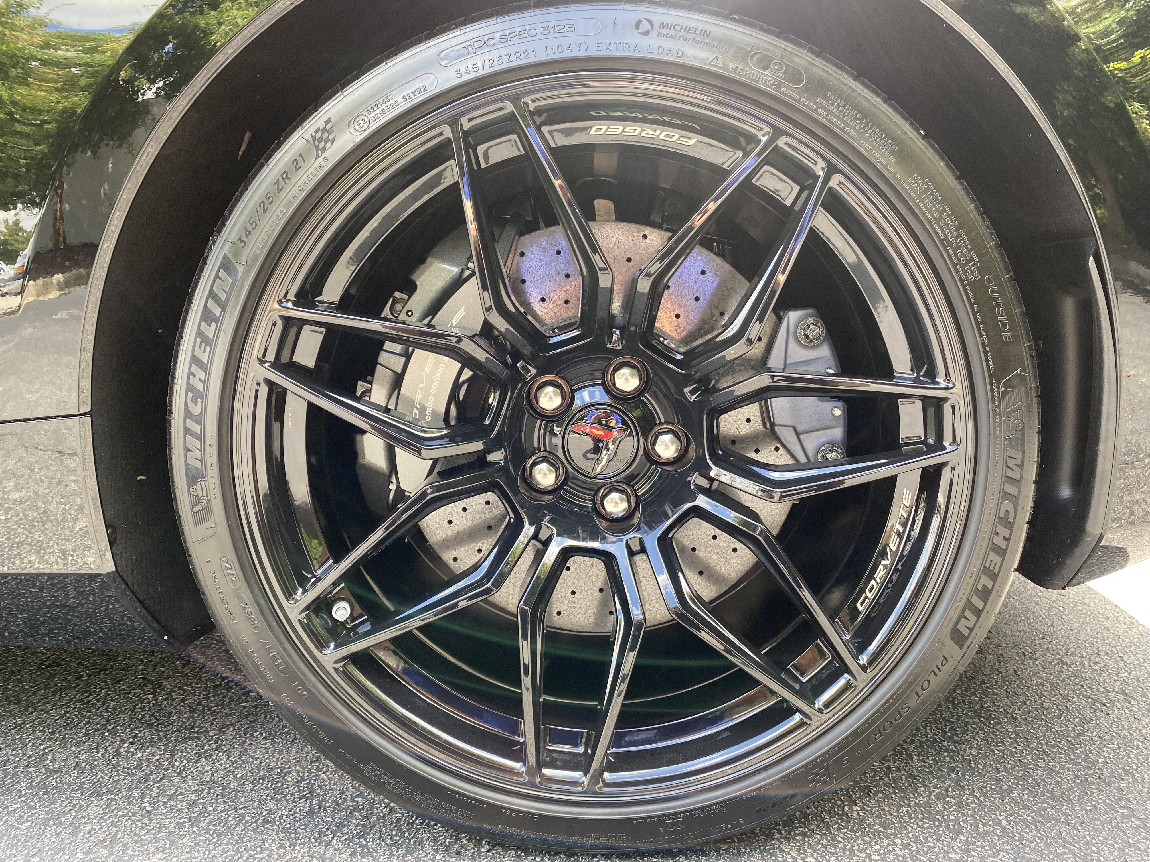 Used 2024 Chevrolet Corvette Z06 RWD image 45