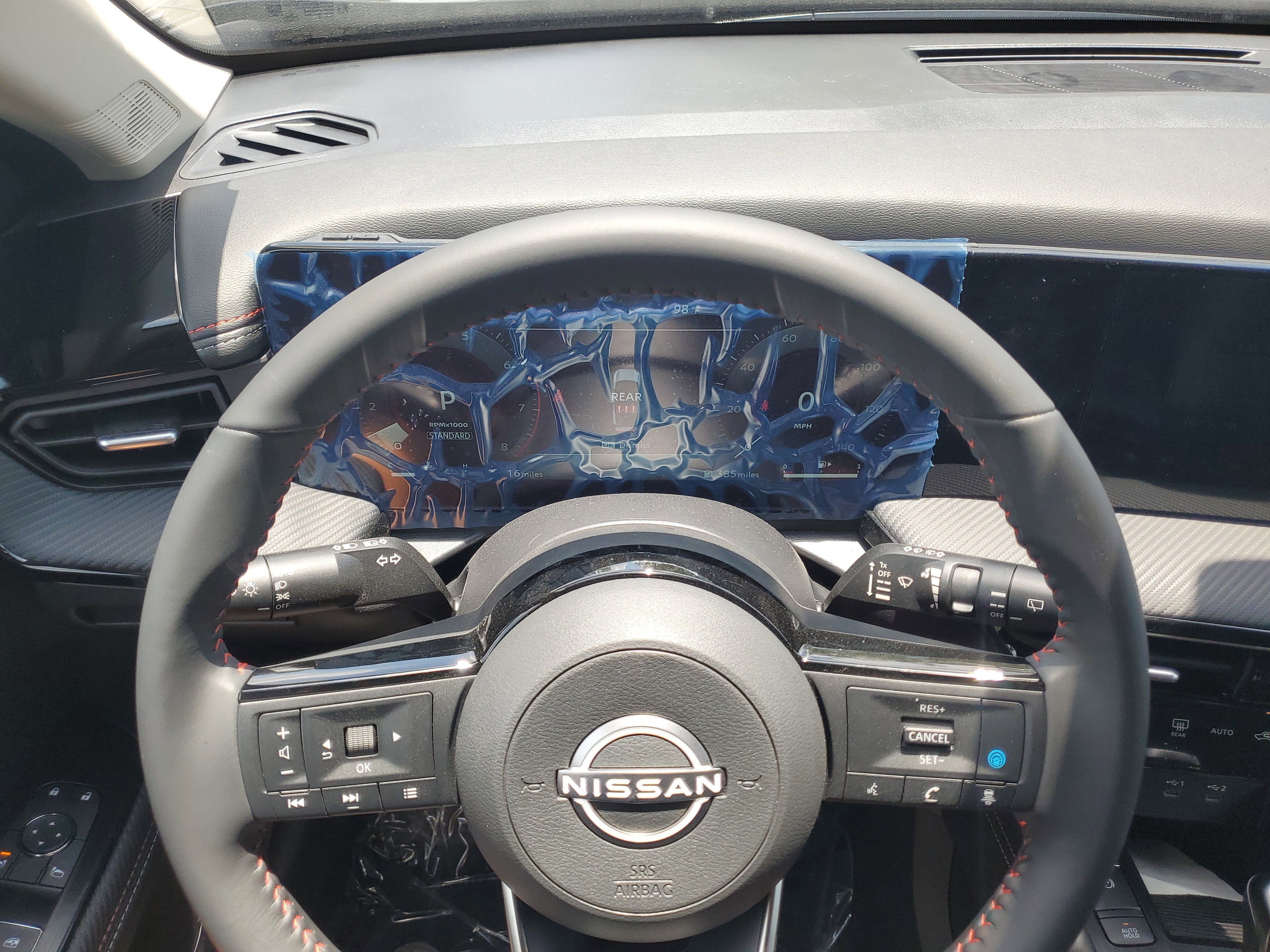 New 2025 Nissan Kicks SR image 12