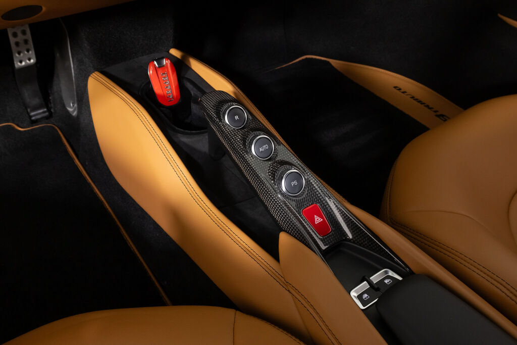 Certified 2022 Ferrari F8 Tributo RWD image 39