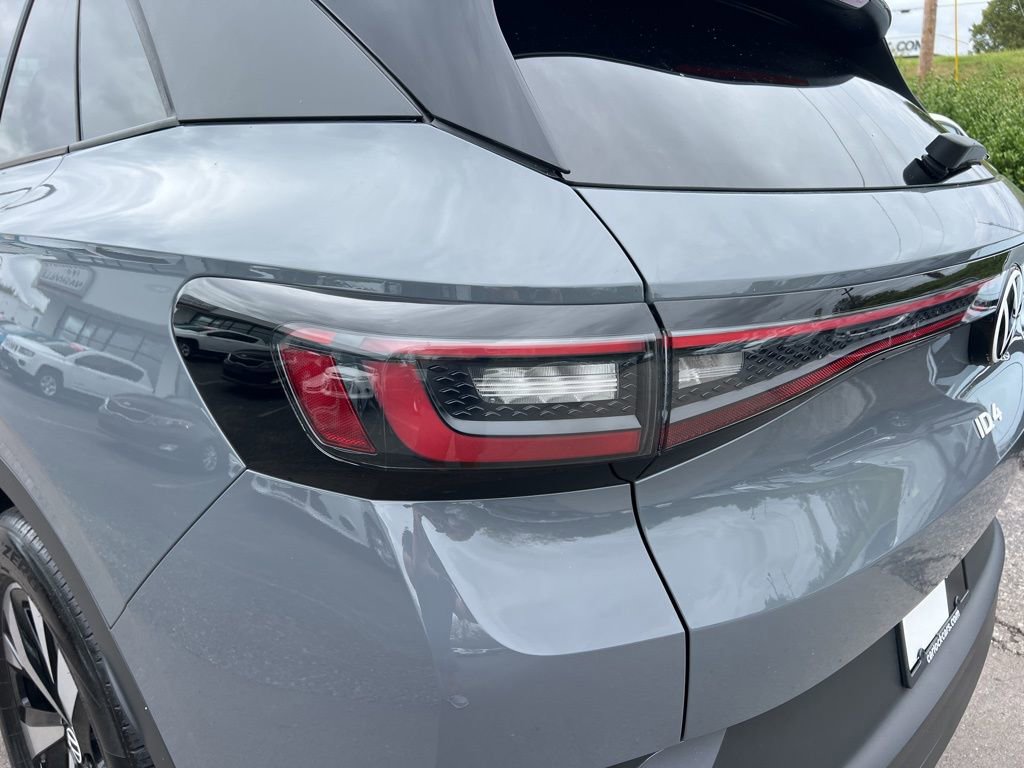 Used 2025 Volkswagen ID.4 Pro image 12