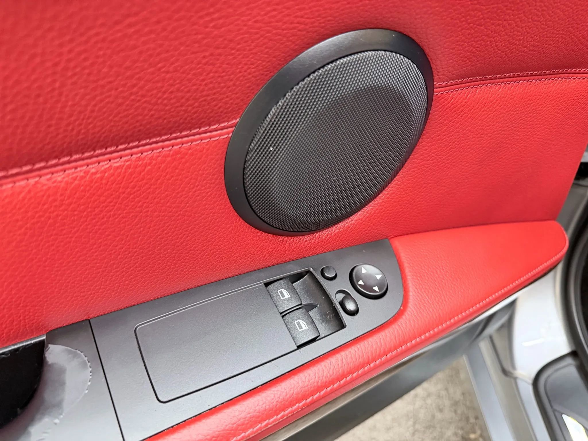 Used 2008 BMW 335i Coupe w/ Premium Pkg image 10