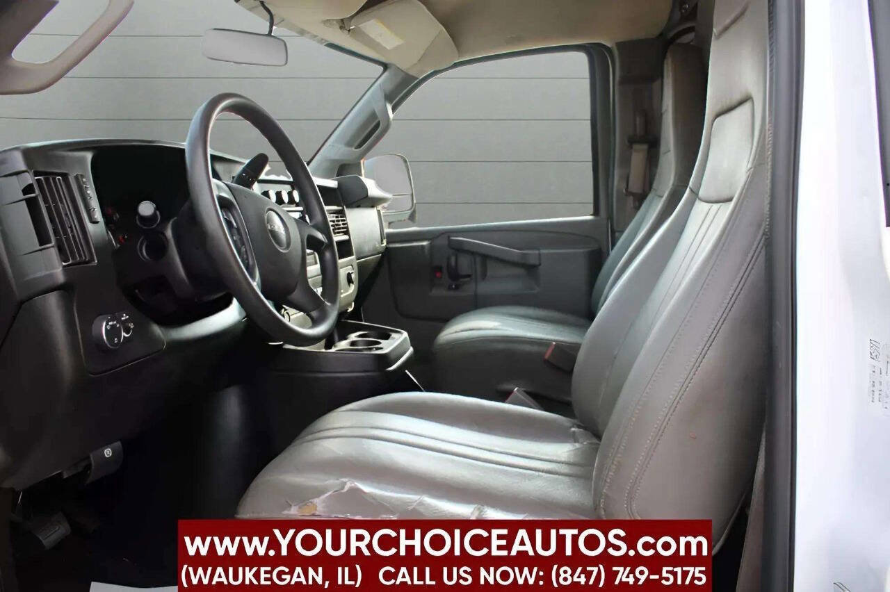 Used 2018 GMC Savana 3500 w/ Driver Convenience Package image 23