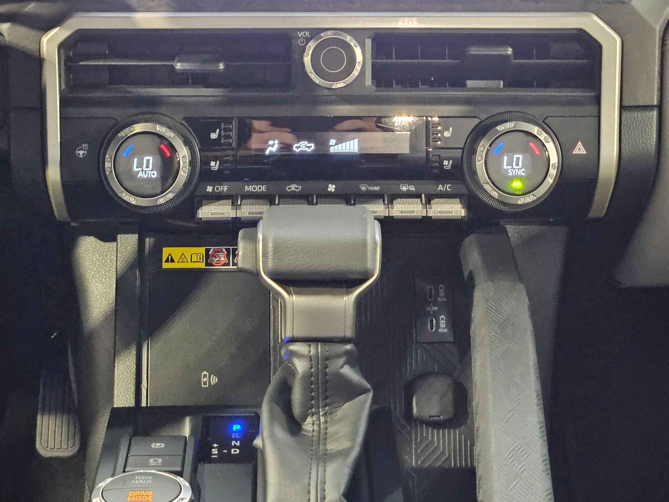 Certified 2025 Toyota Tacoma Limited AWD/4WD image 14